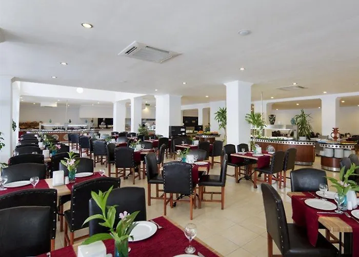 Larissa Club Side