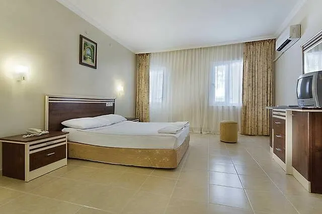 Larissa Club 3* سيدي