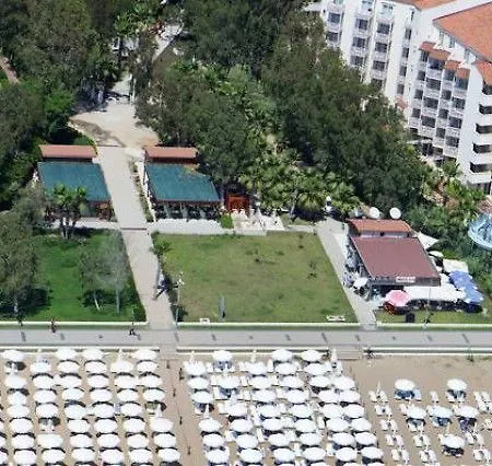 Larissa Club